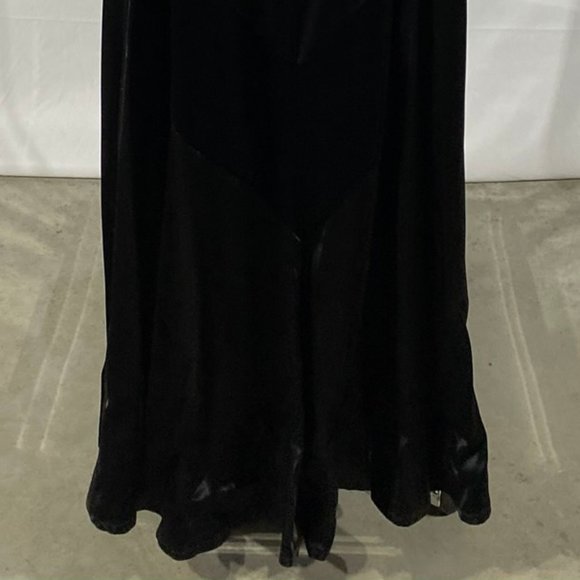 PM - Dress - Picture 8 of 9